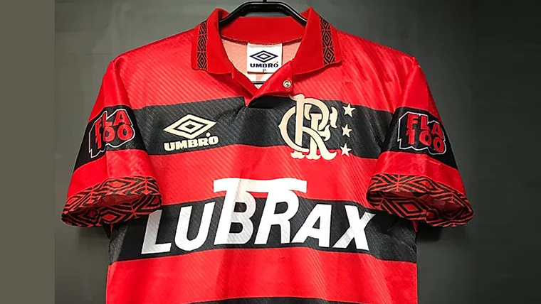 ブラジルの名門フラメンゴのクラブ創設100周年シーズンユニフォーム 
