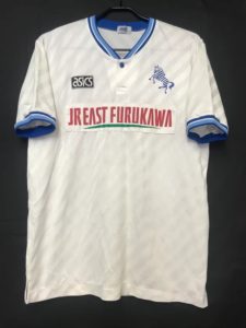 1991年の東日本JR古河サッカークラブのアウェイユニフォーム